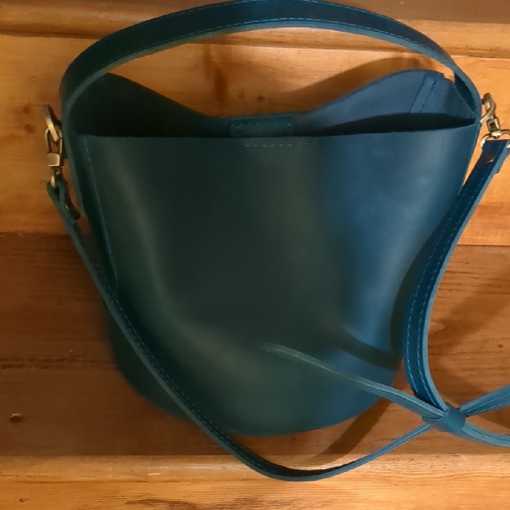 Portland Leather Goods Belle Bucket In Westward Blue